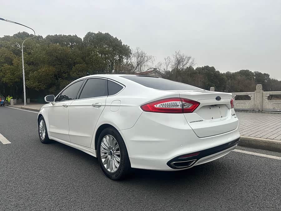 Ford Mondeo 2015 #8 Ford Mondeo 2015 car image #8