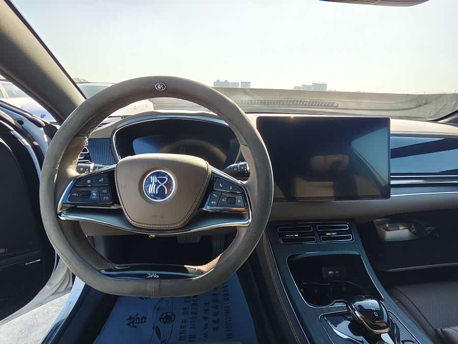 BYD Han 2022 car image #8