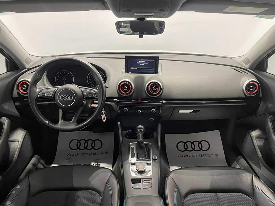 Audi A3 2018 car image #8