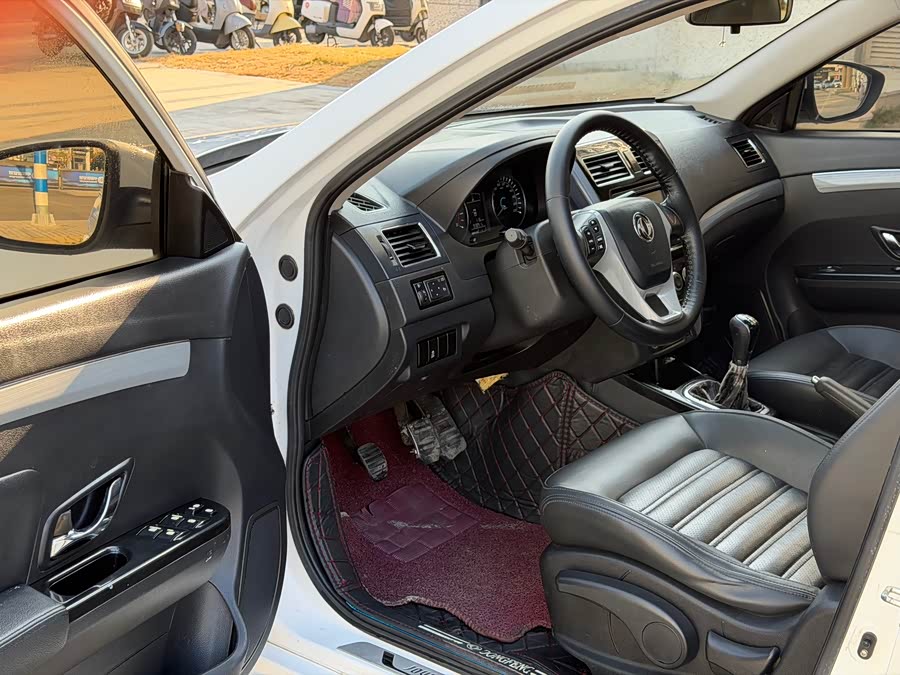 Forthing JOYEAR S50 2018 imagem de carro #8