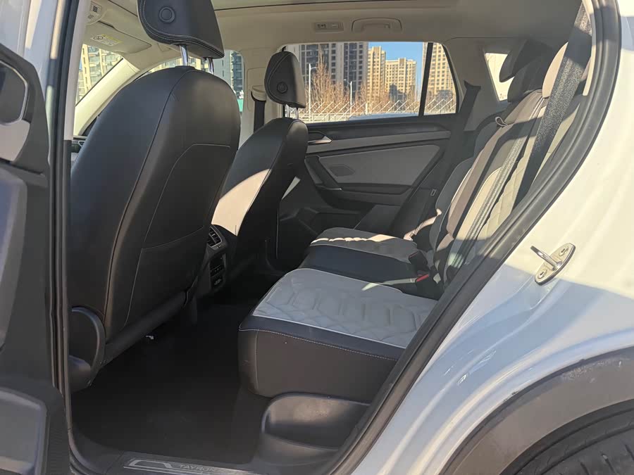 Volkswagen Tayron 2023 car image #8