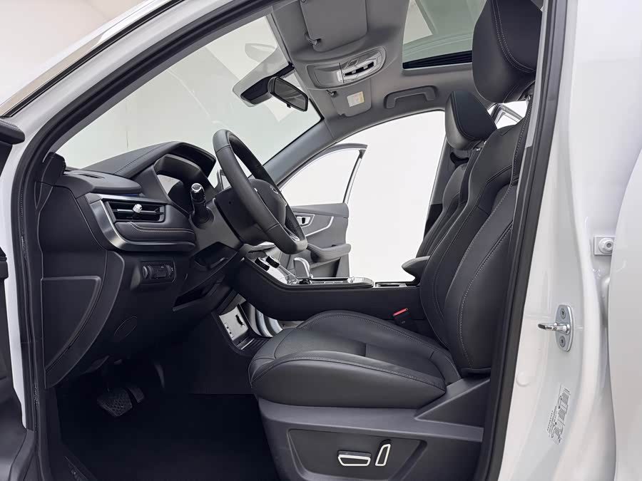 Chery Tiggo 8 2023 car image #8