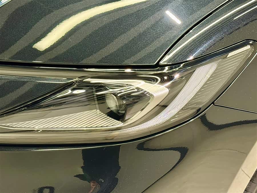 Toyota Camry 2025 car image #8
