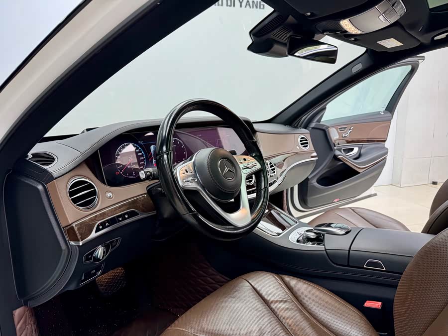 Mercedes-Benz S Class 2017 car image #8