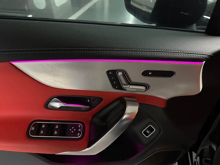 Mercedes-Benz CLA AMG 2025 imagem de carro #8