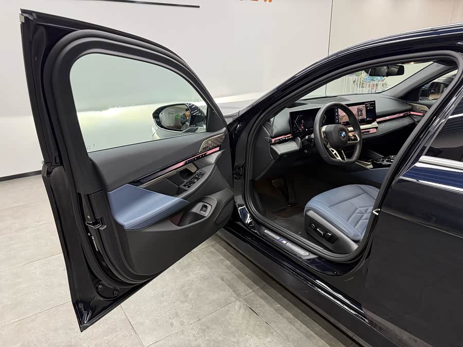 宝马 宝马5系 2025 汽车图片 #8