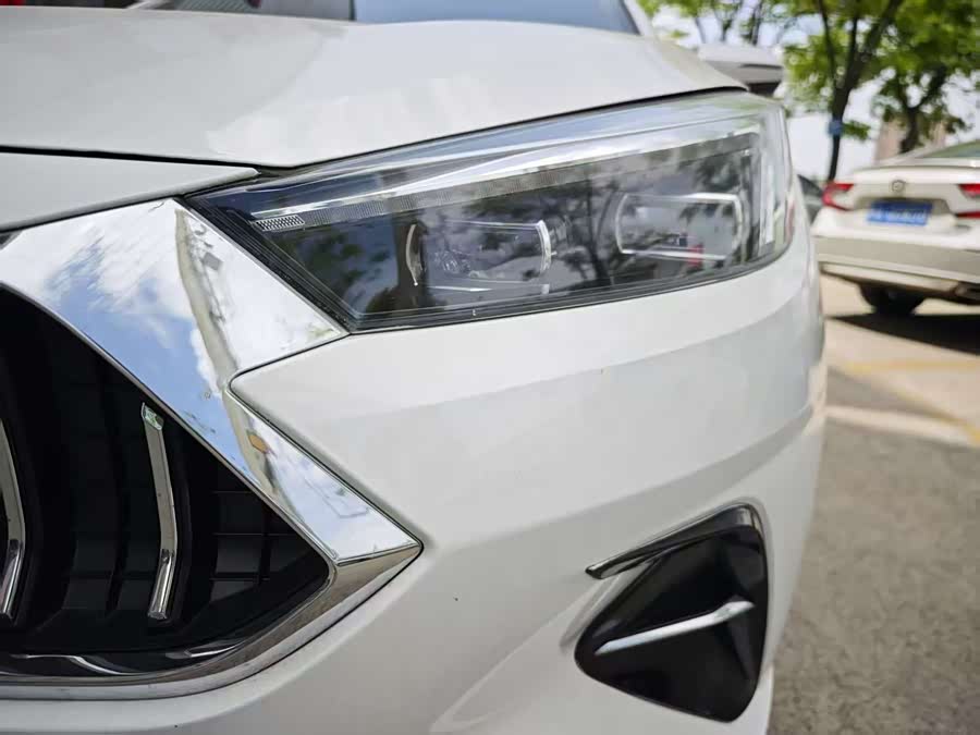 JAC 2020 #8 JAC 2020 immagine di auto #8