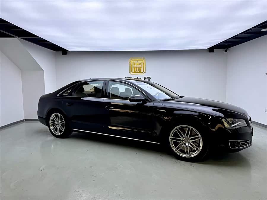 Audi A8 2012 imagen de coche #8