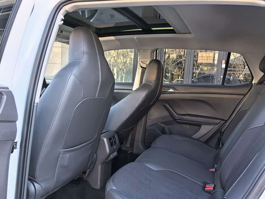 Volkswagen T-Cross 2019 car image #8