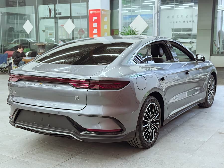 BYD Han 2024 car image #8