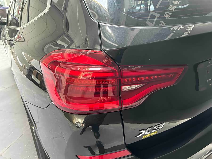 BMW X3 2020 car image #8