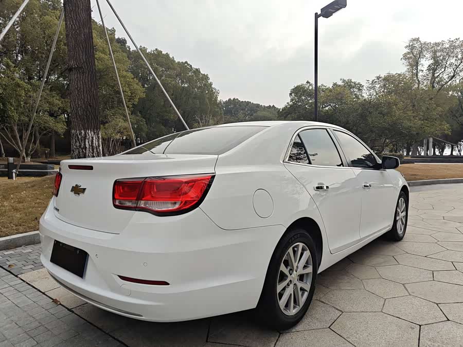 Chevrolet Malibu 2018 car image #8