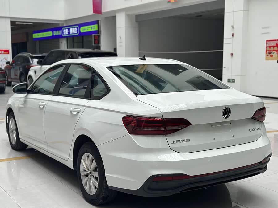 Volkswagen Lavida 2022 car image #8