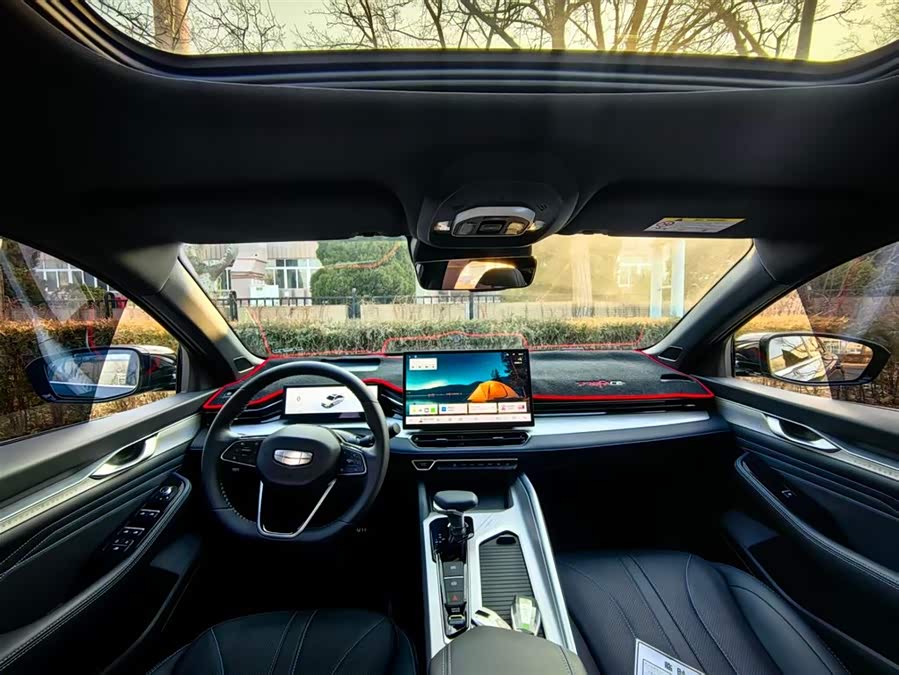 GEELY Preface 2025 car image #8