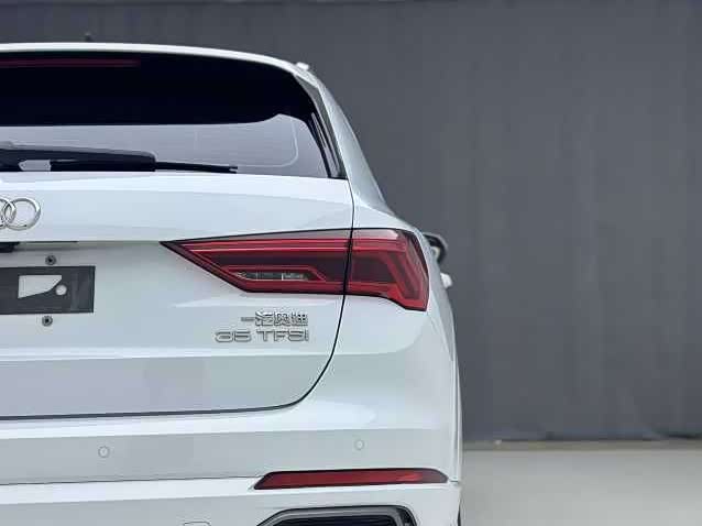 Audi Q3 2021 #8 Audi Q3 2021 car image #8
