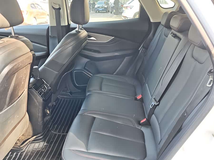 Forthing T5 EVO 2020 car image #8