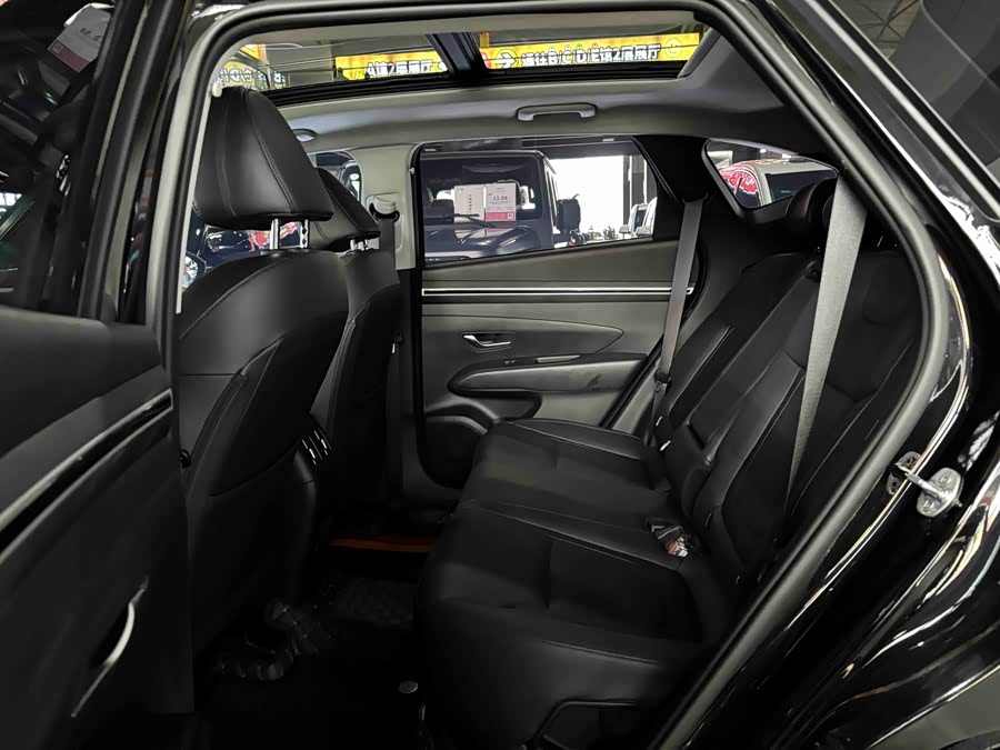 Hyundai Tucson 2024 car image #8