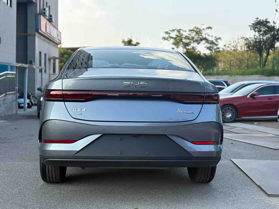 BYD Qin Plus 2024 #8 BYD Qin Plus 2024 car image #8