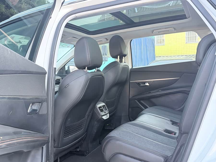 Peugeot 5008 2017 car image #8