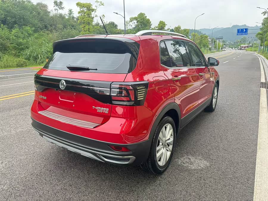 Volkswagen T-Cross 2019 car image #8
