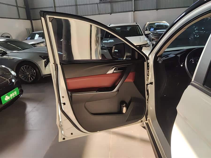 Forthing T5 2019 imagen de coche #8