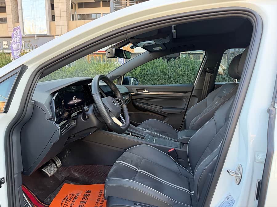 Volkswagen Golf 2023 image de voiture #8