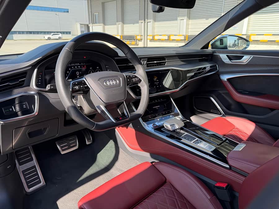 Audi S6 2021 car image #8