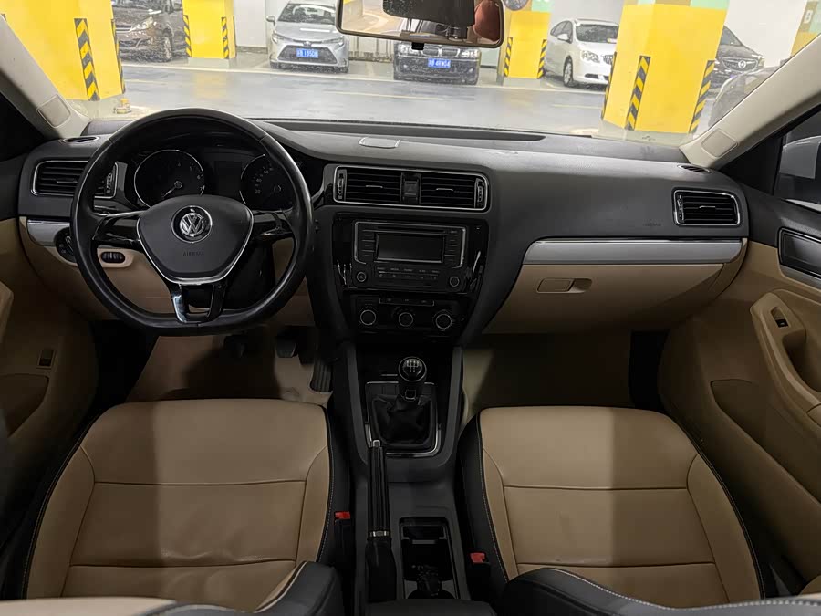 Volkswagen Sagitar 2015 imagen de coche #8