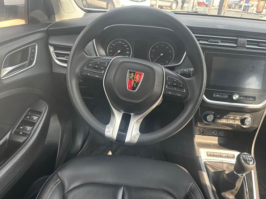 Roewe RX3 2020 car image #8