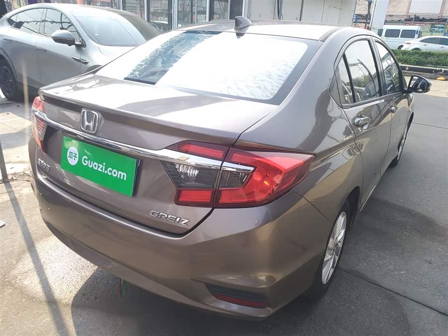 Honda Greiz 2015 car image #8