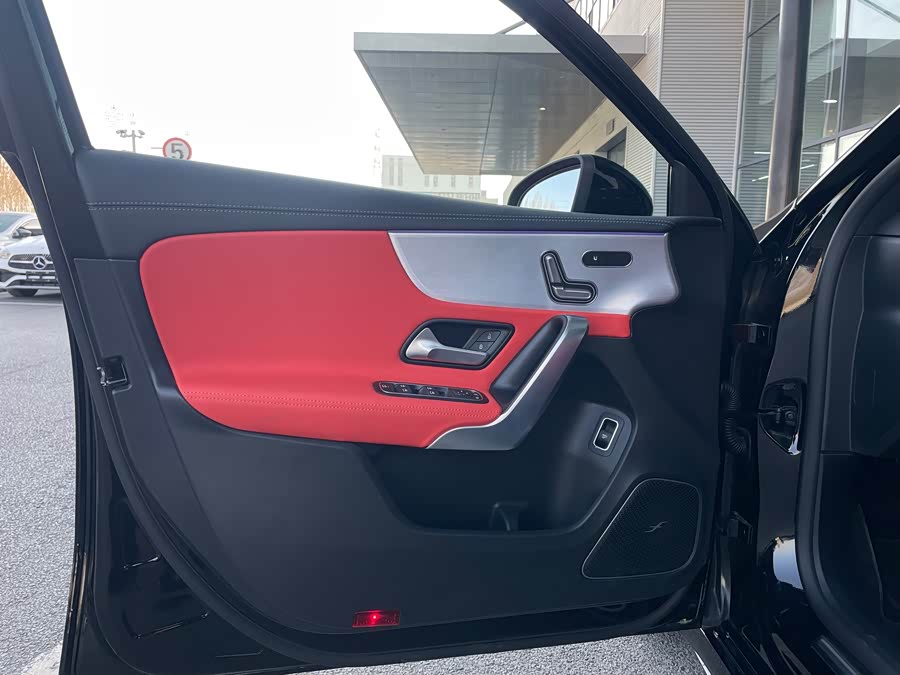 Mercedes-Benz A AMG 2025 #8 Mercedes-Benz A AMG 2025 car image #8