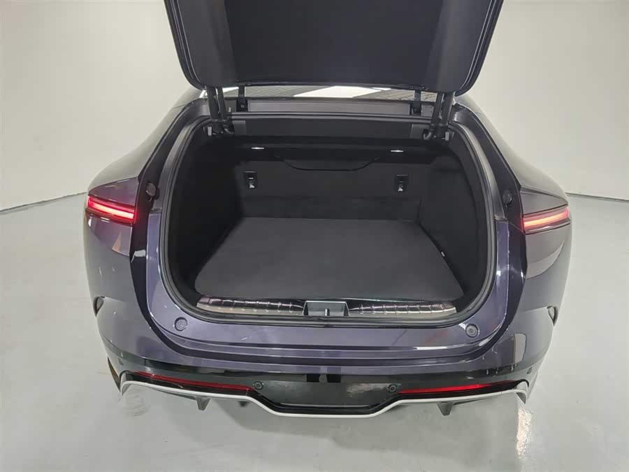 Avatr 12 2023 car image #8