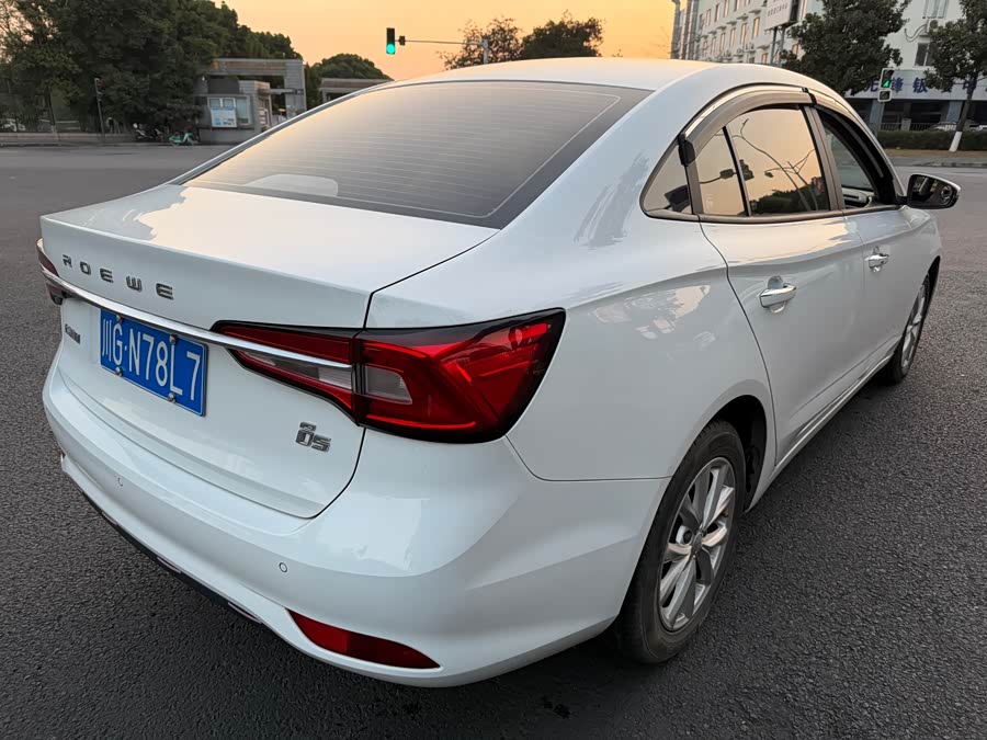 Roewe i5 2019 car image #8