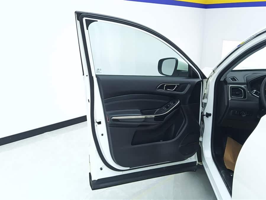 Chery Tiggo 8 2019 immagine di auto #8