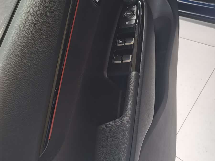 起亚 KX CROSS 2018 汽车图片 #8