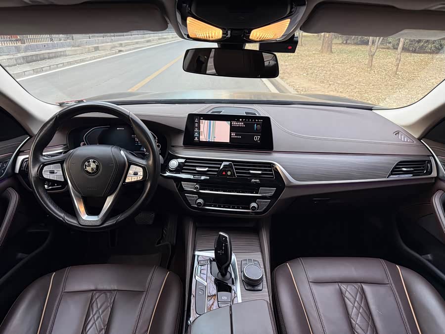 BMW 5 Series New Energy 2020 car image #8