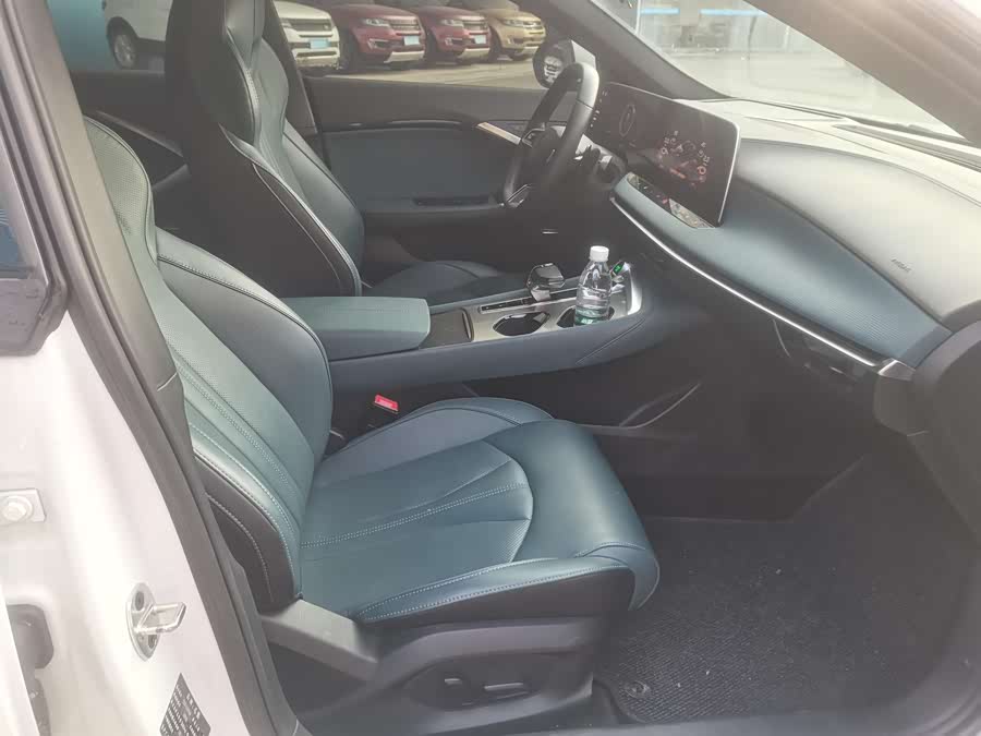 MG 7 2024 car image #8