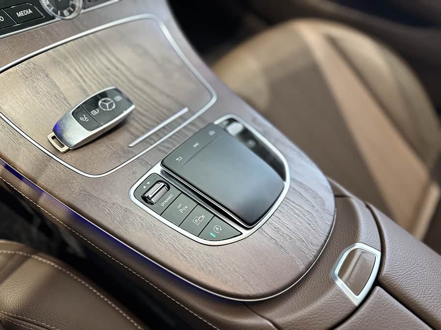 Mercedes-Benz E Class 2020 car image #8