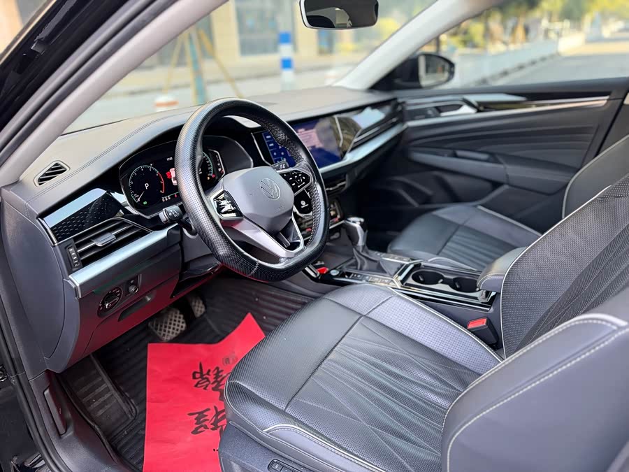 Volkswagen Passat 2022 صورة سيارة #8