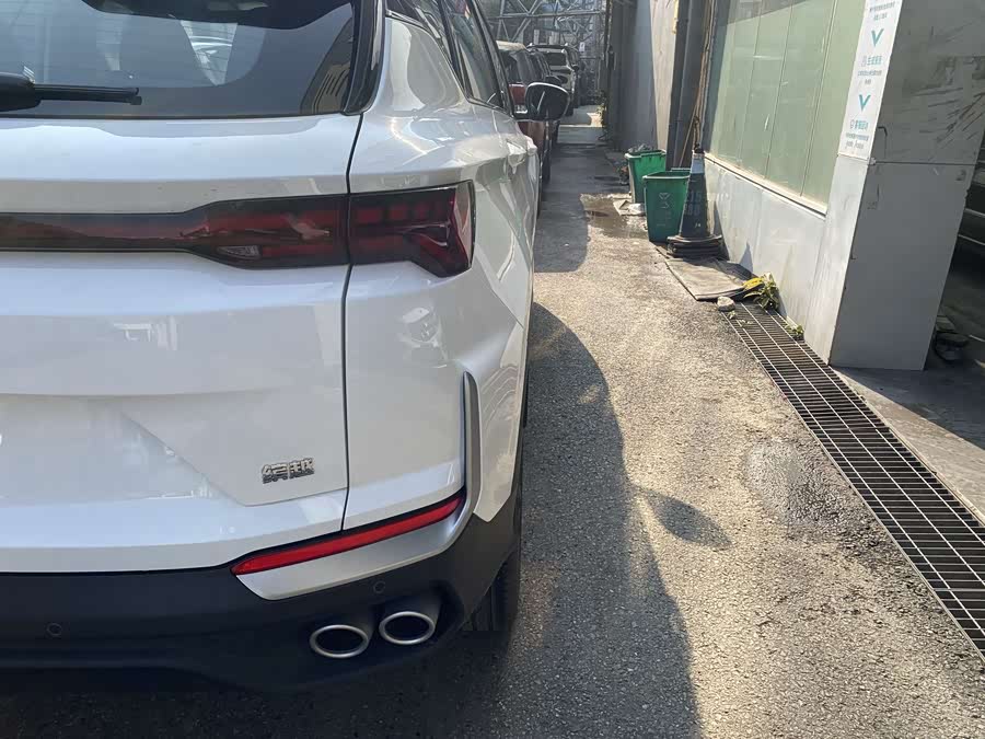 GEELY Coolray 2024 car image #8