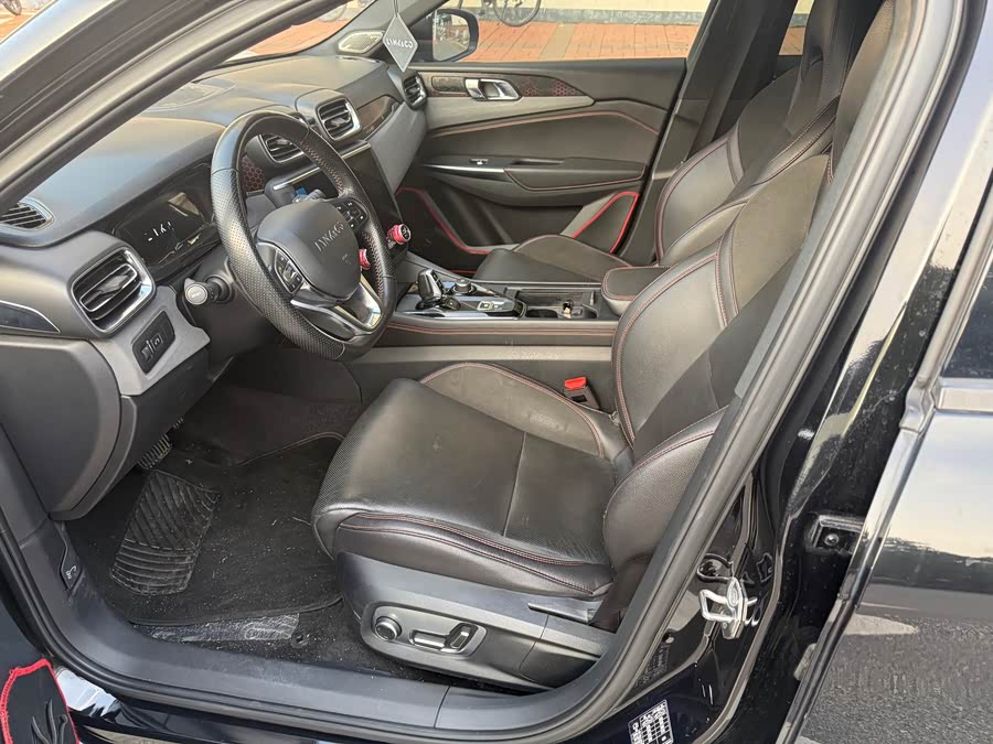 Lynk & Co 03 2019 #8 Lynk & Co 03 2019 car image #8