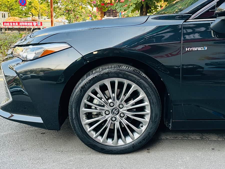 Toyota Avalon 2021 car image #8