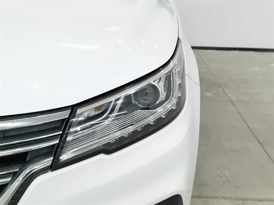 Roewe RX3 2019 изображение автомобиля #8