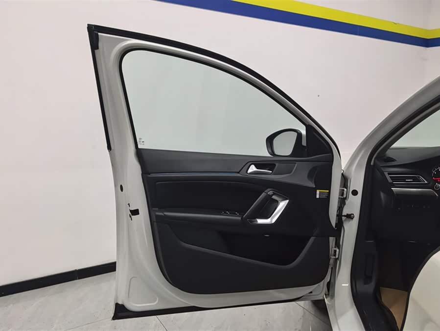 标致 标致408 2018 汽车图片 #8