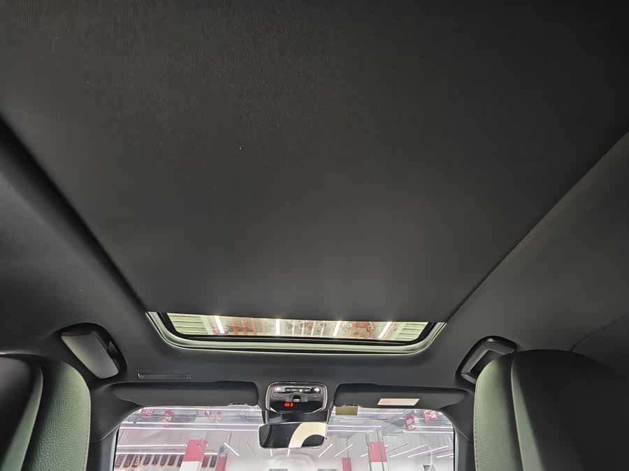 Lynk & Co 03 2020 car image #8