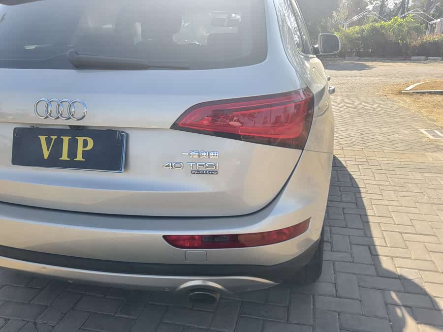 Audi Q5 2015 car image #8