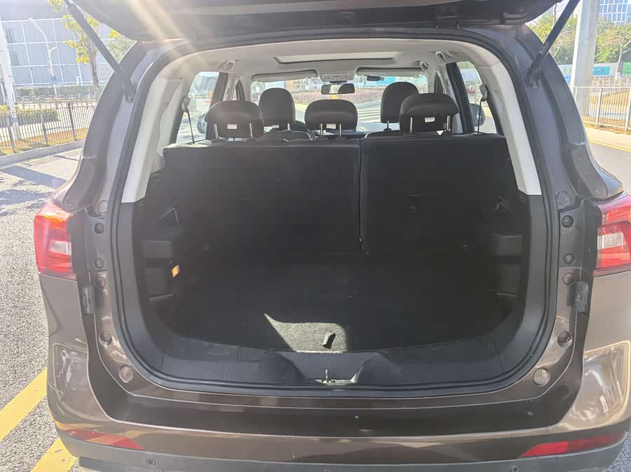 Forthing JOYEAR X5 2019 صورة سيارة #8