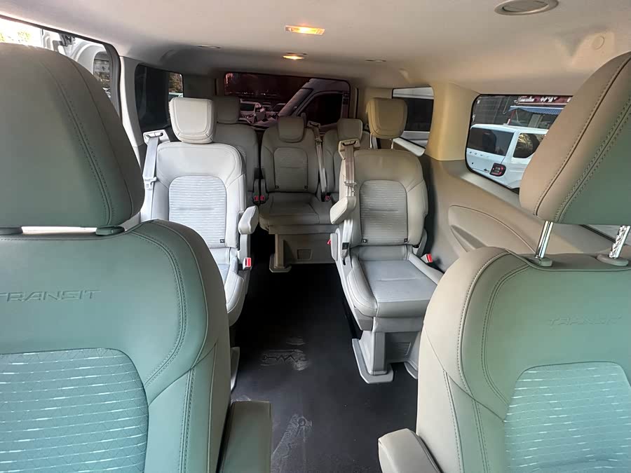 Ford Transit 2025 immagine di auto #8