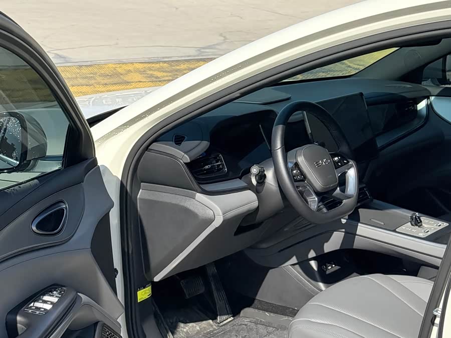 比亚迪 海豹07 DM-i 2025 汽车图片 #8