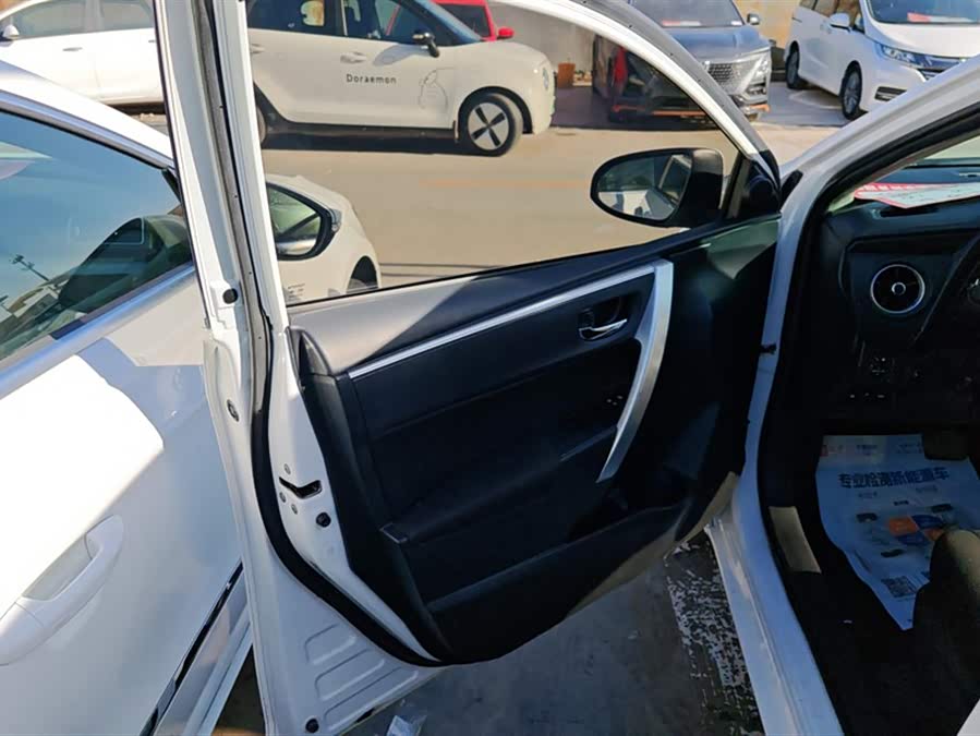 Toyota Corolla Hybird E+ 2020 immagine di auto #8